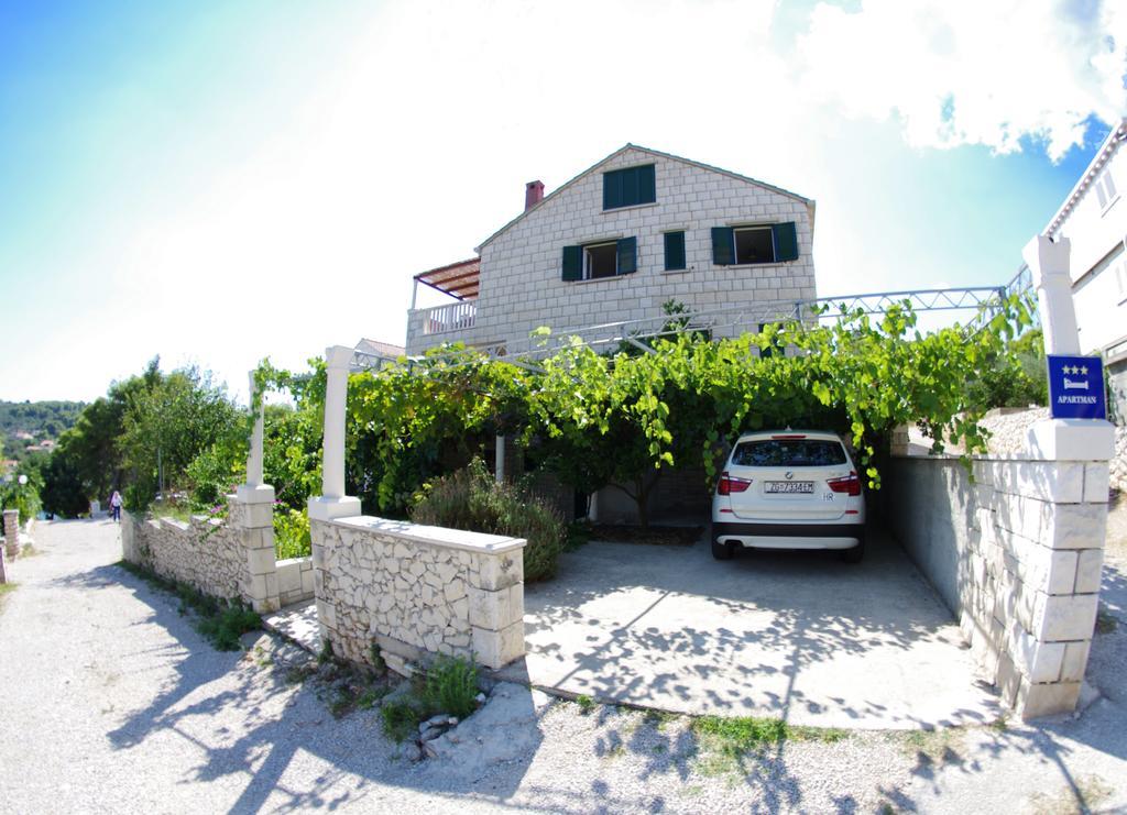 Apartments Luka Lumbarda Bagian luar foto