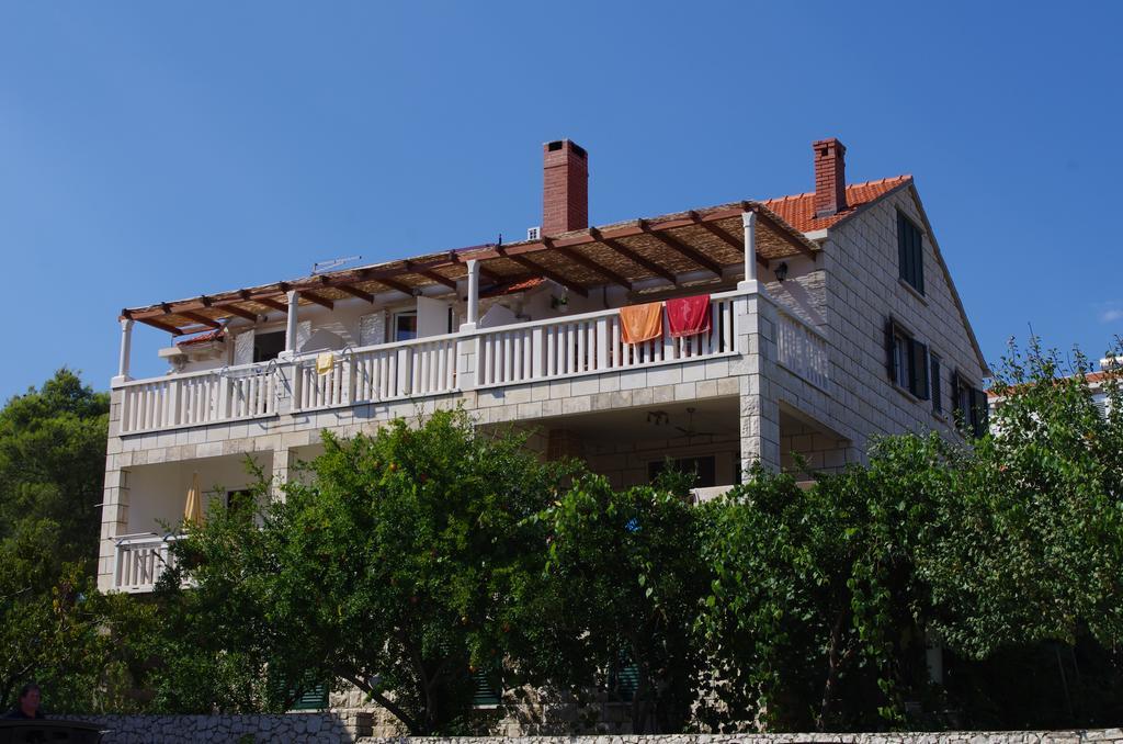 Apartments Luka Lumbarda Bagian luar foto
