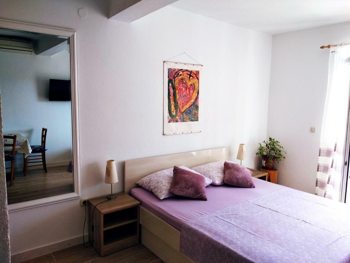Apartments Luka Lumbarda Bagian luar foto