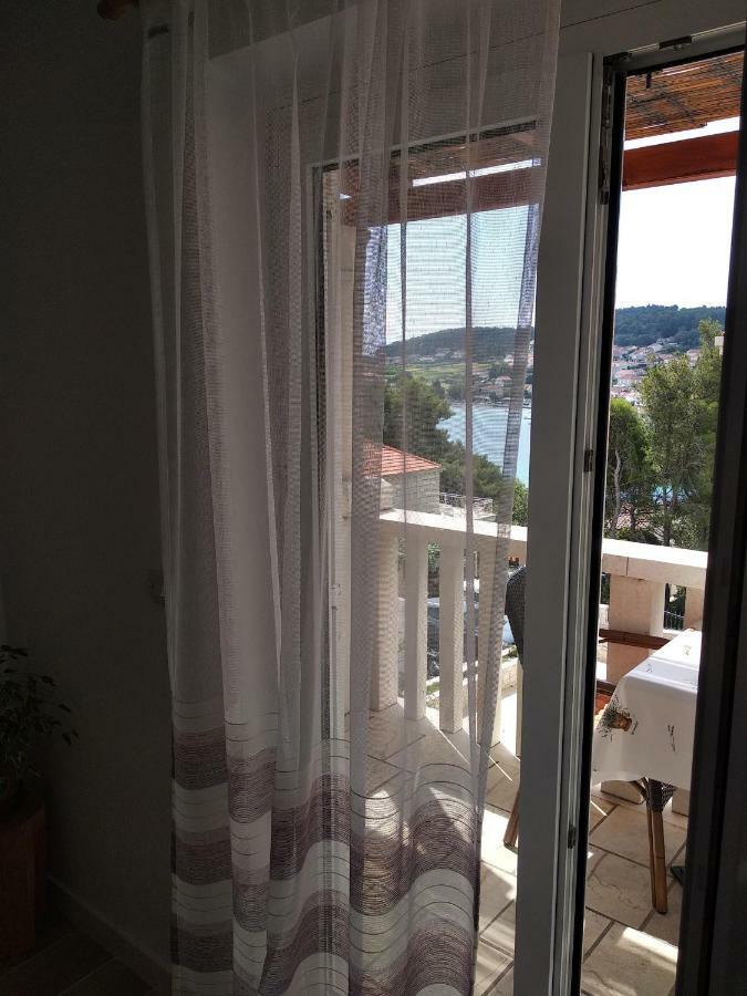 Apartments Luka Lumbarda Bagian luar foto